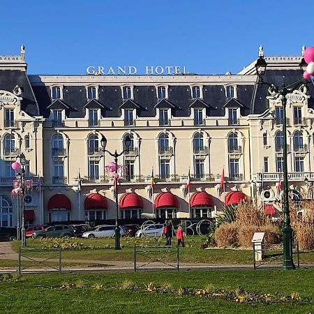 Un Nid D ' Amour Cabourg Exterior photo